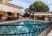 Chalet independiente con terreno en venta en Elche ref: TR348596 foto