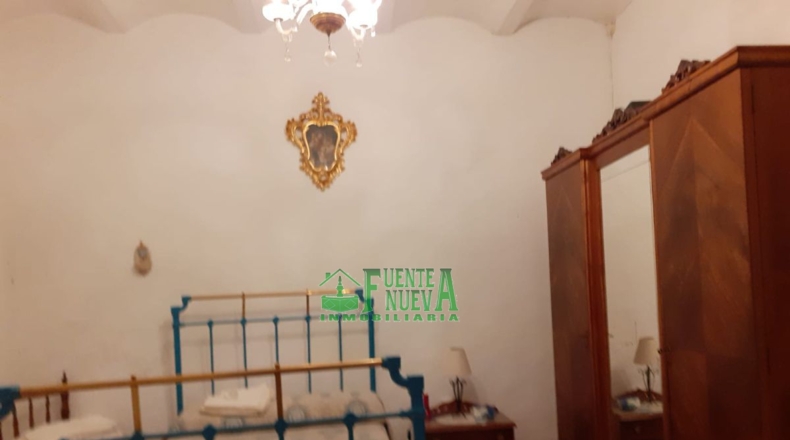 Badajoz - Fuentes de León - 413m2