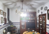 Дом с участком на продажу в городе Fuentes de León. Фото