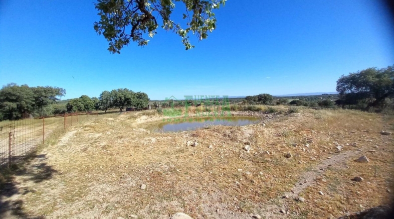 Badajoz - Fregenal de la Sierra - 800000m2