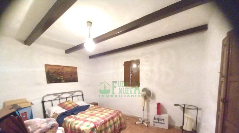 Badajoz - Fregenal de la Sierra - 800000m2