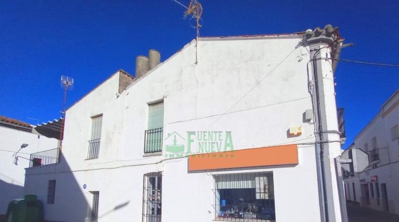 Badajoz - Fuentes de León - 258m2