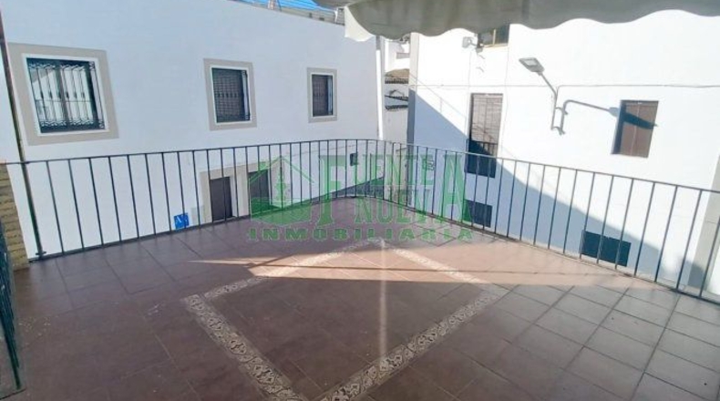 Badajoz - Fuentes de León - 258m2
