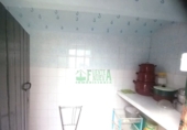 Дом с участком на продажу в городе Fuentes de León. Фото