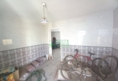 Дом с участком на продажу в городе Fuentes de León. Фото