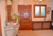 Chalet independiente con terreno en venta en Palma ref: TR102915 foto