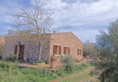 Chalet independiente con terreno en venta en Manacor ref: TR105244 foto
