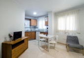 Участок с постройкой на продажу в городе Torremolinos. Фото