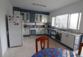 Вилла с участком на продажу в городе Torremolinos. Фото
