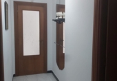 Отдельно стоящий дом с участком на продажу в городе Mazagón. Фото