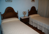 Chalet adosado con terreno en venta en Logroño ref: TR191347 foto