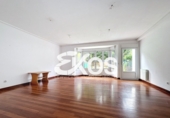 Chalet independiente con terreno en venta en Escoriaza ref: TR207088 foto