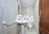Chalet independiente con terreno en venta en Escoriaza ref: TR207088 foto