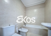 Chalet independiente con terreno en venta en Escoriaza ref: TR207088 foto