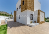 Xalet independent amb terreny en venda a Finestrat ref.: TR61297 foto