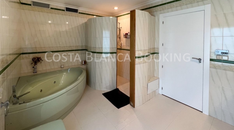 Alicante - Altea - 2700m2