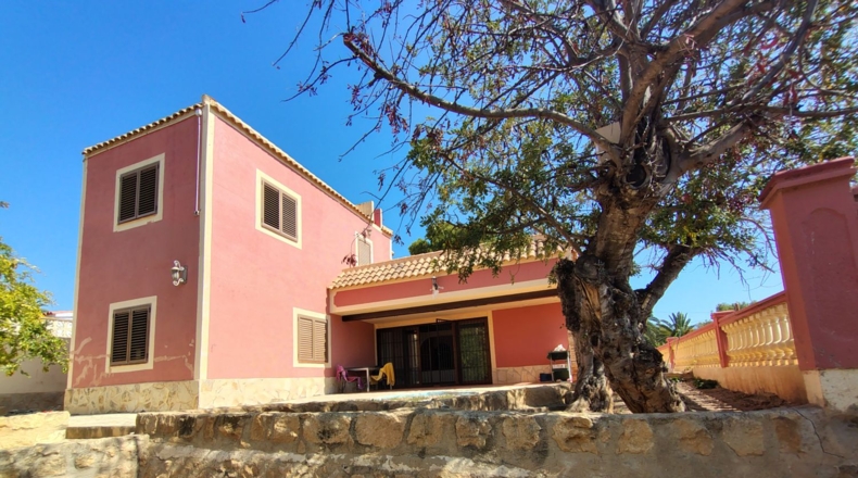Alicante - la Nucia - 920m2