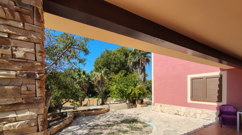 Alicante - la Nucia - 920m2