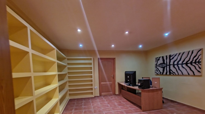 Alicante - la Nucia - 920m2