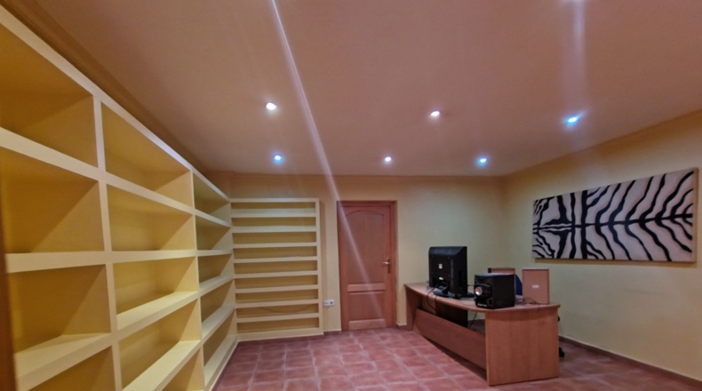 Alicante - la Nucia - 920m2