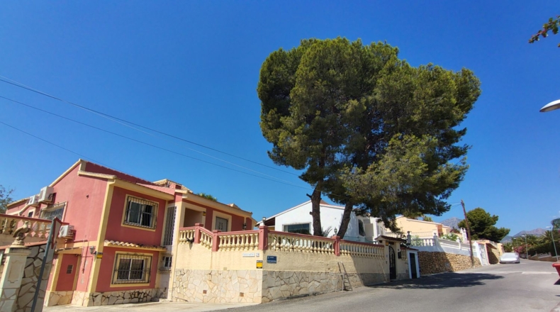 Alicante - la Nucia - 920m2