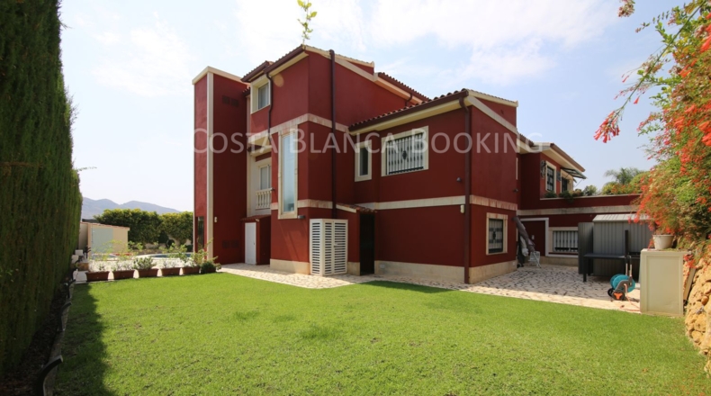 Alicante - Alfaz del Pi - 1080m2