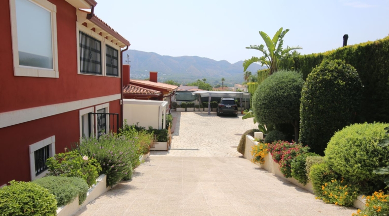 Alicante - Alfaz del Pi - 1080m2