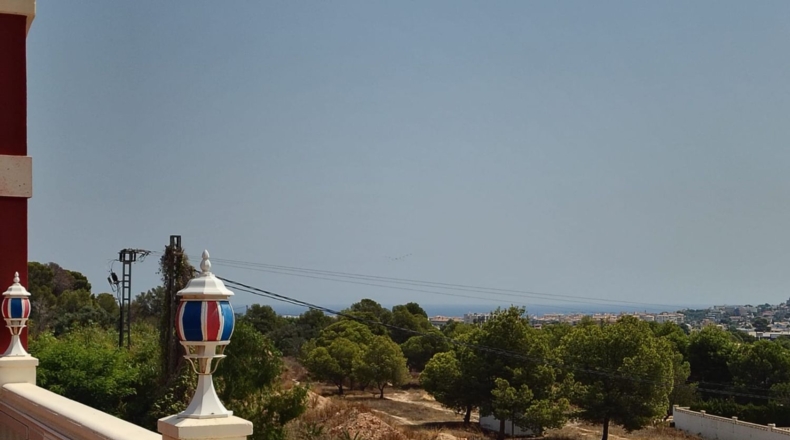 Alicante - Alfaz del Pi - 1080m2