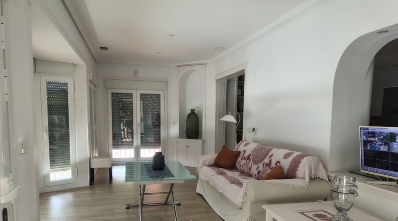 Alicante - Alfaz del Pi - 1080m2