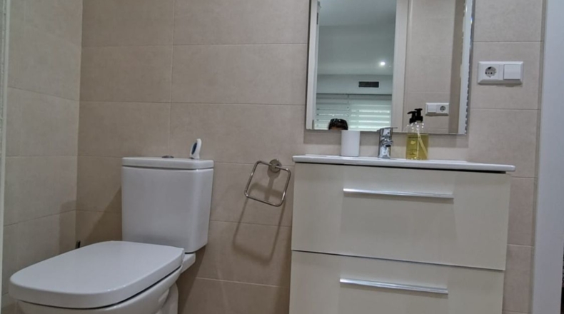 Alicante - Alfaz del Pi - 1080m2