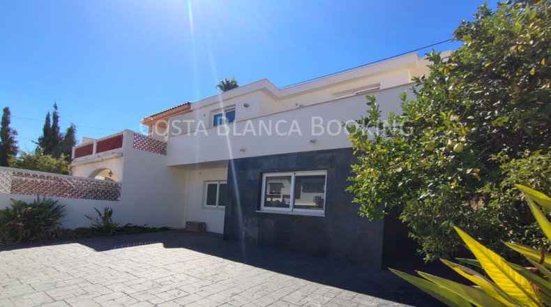 Alicante - Alfaz del Pi - 390m2