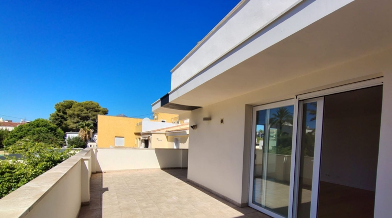 Alicante - Alfaz del Pi - 390m2