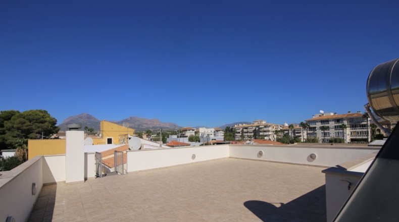 Alicante - Alfaz del Pi - 390m2