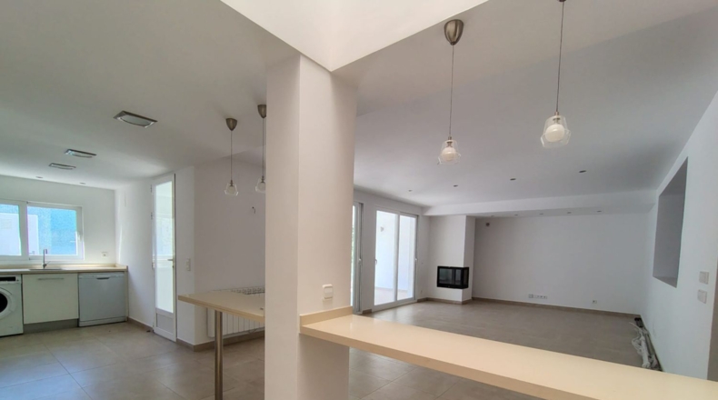 Alicante - Alfaz del Pi - 390m2