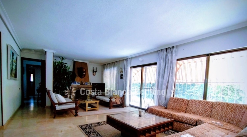 Alicante - Альфаз-дель-Пи - 1880m2