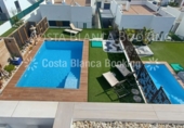 Xalet independent amb terreny en venda a Finestrat ref.: TR252346 foto