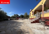 Vil·la amb terreny en venda a Alcanar ref.: TR349377 foto