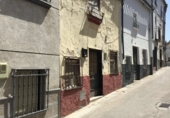 Дом с участком на продажу в городе Martos. Фото