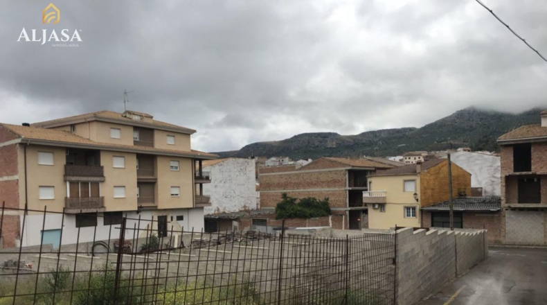 Jaén - Los Villares - 484m2