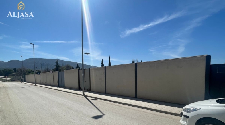 Jaén - Torredonjimeno - 700m2