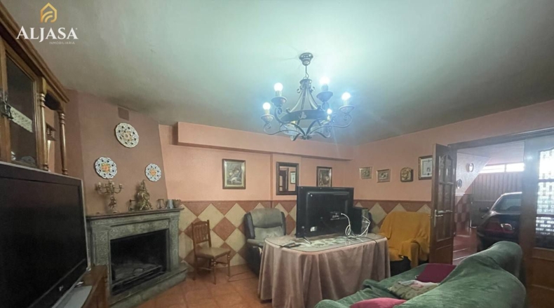 Jaen - Torredonjimeno - 274m2