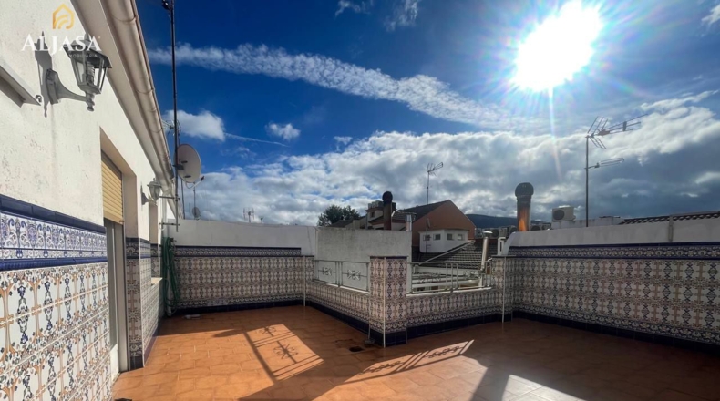 Jaen - Torredonjimeno - 274m2
