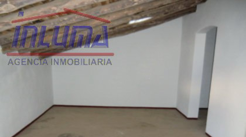 Badajoz - Valle de Santa Ana - 472m2