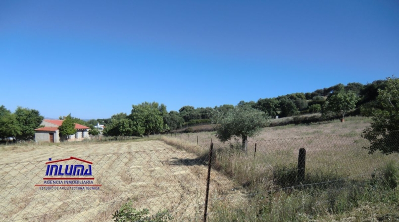 Badajoz - Jerez de los Caballeros - 7857m2