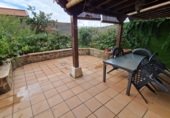 Chalet adosado con terreno en venta en Sariegos del Bernesga ref: TR94766 foto