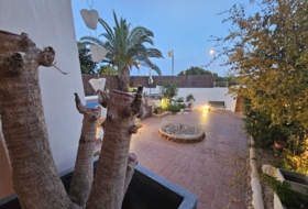 Santa Eulàlia de Riuprimer 400&nbsp;m² 