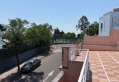 Chalet independiente con terreno en venta en la España, Dos Hermanas, ref: TR257661 foto