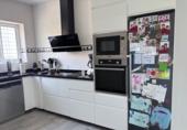 Chalet independiente con terreno en venta en la España, Dos Hermanas, ref: TR257661 foto