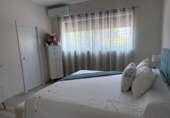 Chalet independiente con terreno en venta en la España, Dos Hermanas, ref: TR257661 foto