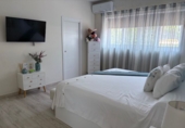 Chalet independiente con terreno en venta en la España, Dos Hermanas, ref: TR257661 foto